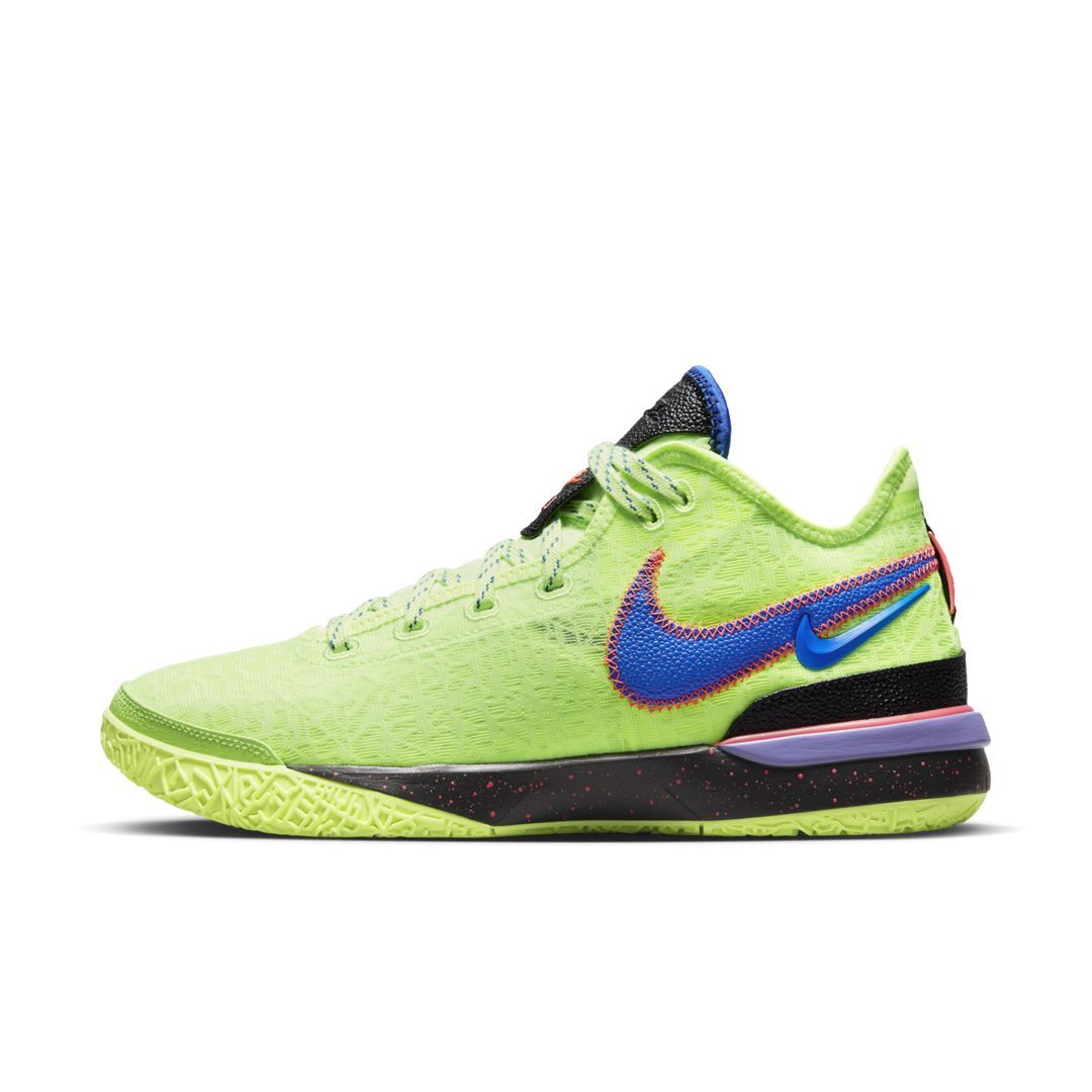 Le Bron Ghost2