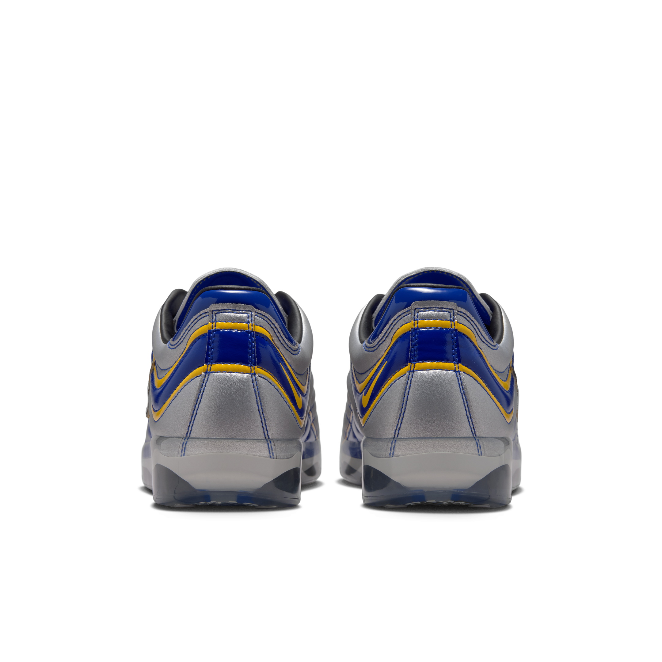 The Nike Cryoshot Mercurial Vapor R9 "Varsity Royal" Releases 2026