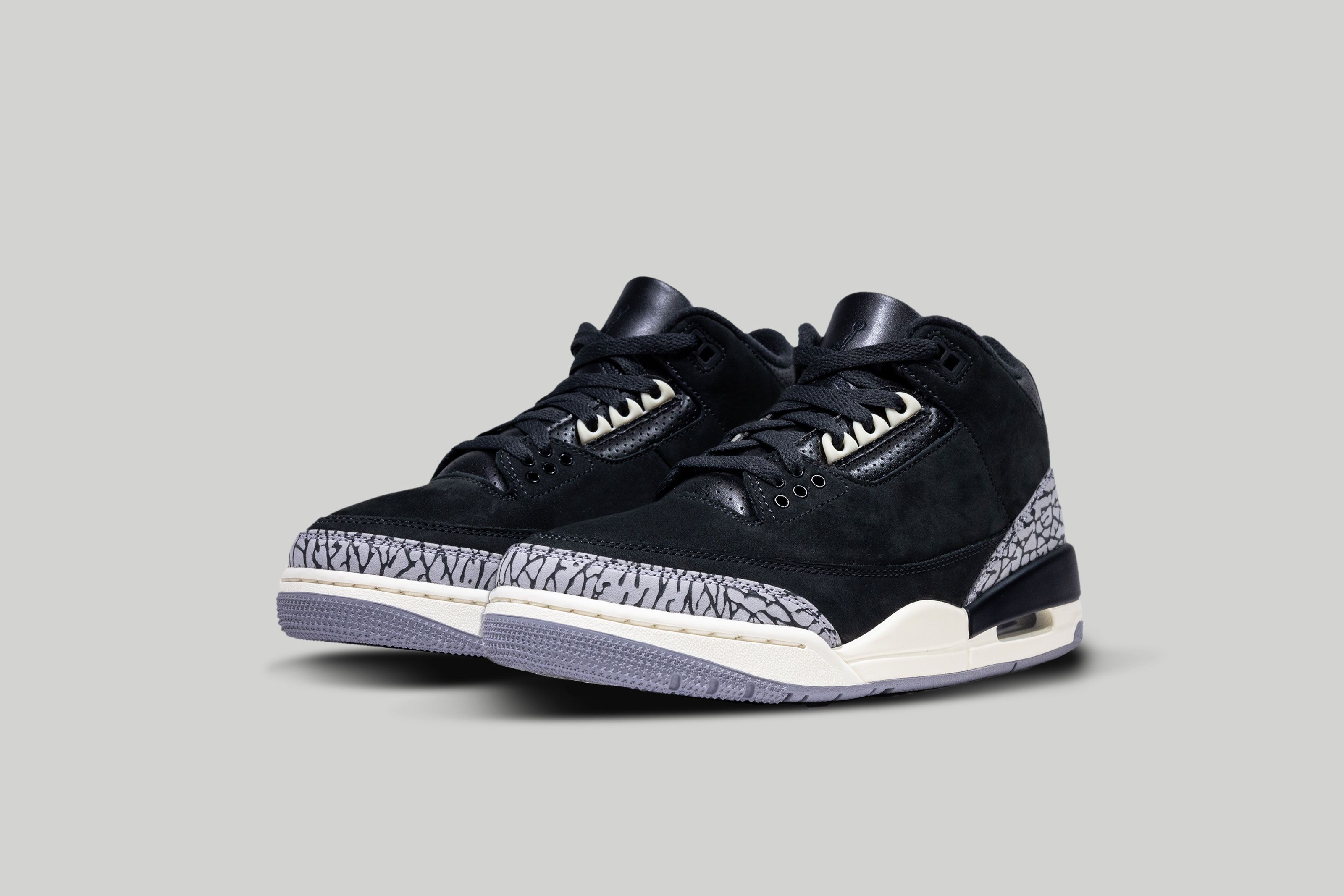 Air Jordan 3 Off-Noir