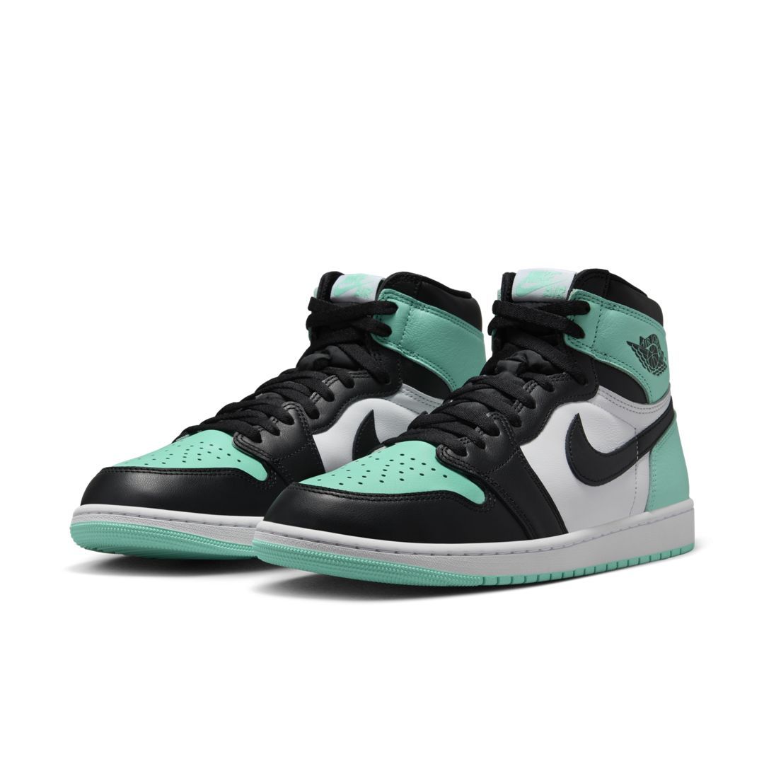 Air Jordan 1 High OG “Green Glow” DZ5485-130