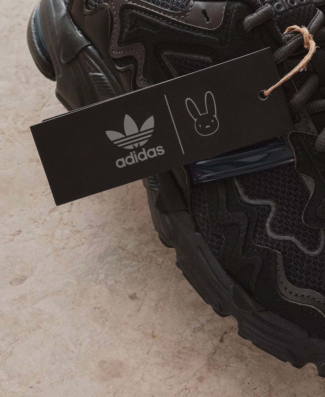 TheSiteSupply Images Bad Bunny Adidas Response Cl Black 