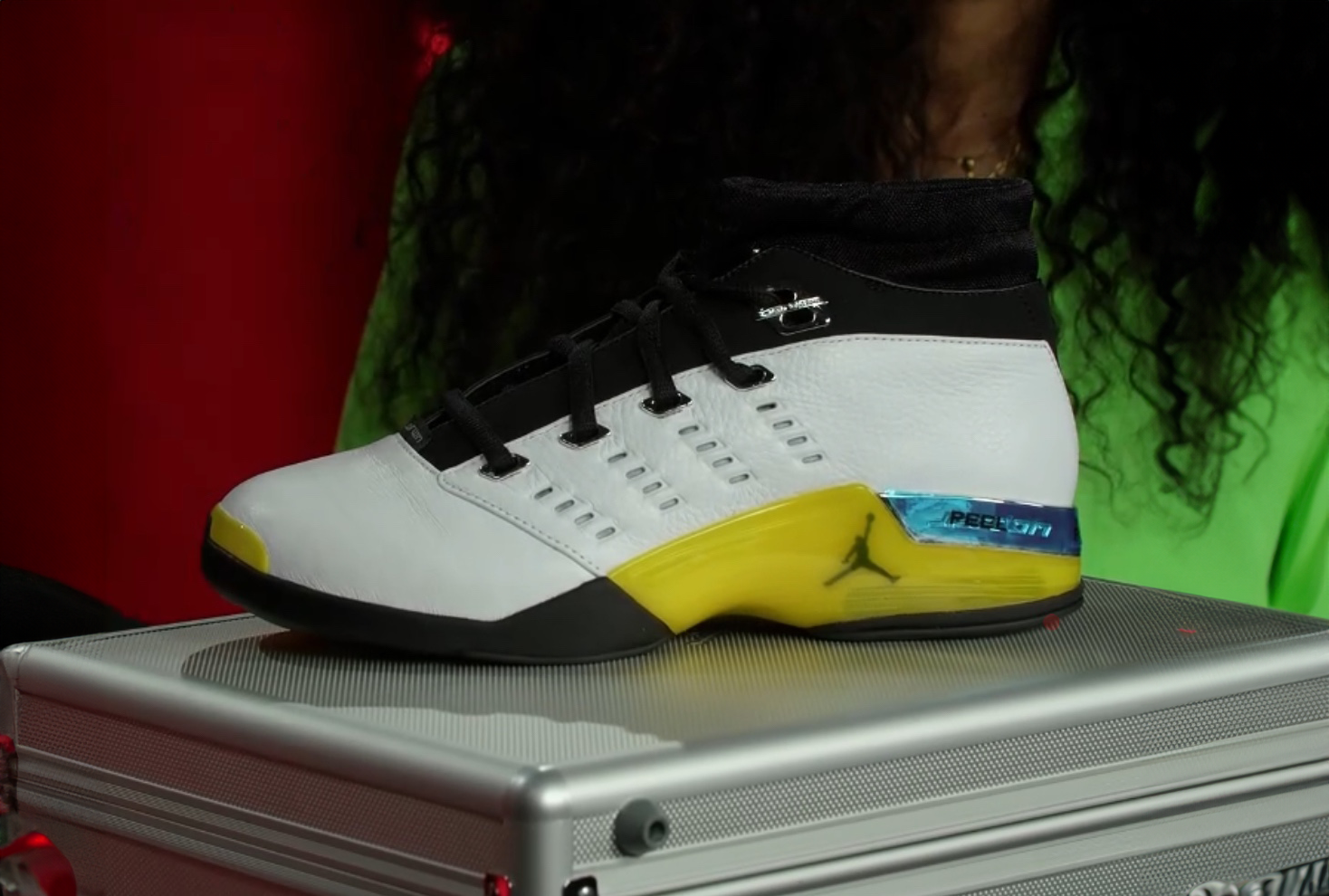 Air Jordan 17 Low Lightning F J0395 Release Info