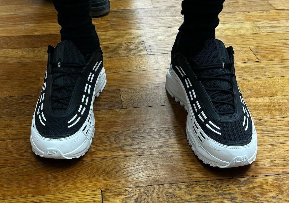 Comme des Garçons x Nike Air Max TL 2.5 On The Way Comme des Garçons x Nike Air Max TL 2.5 On The Way