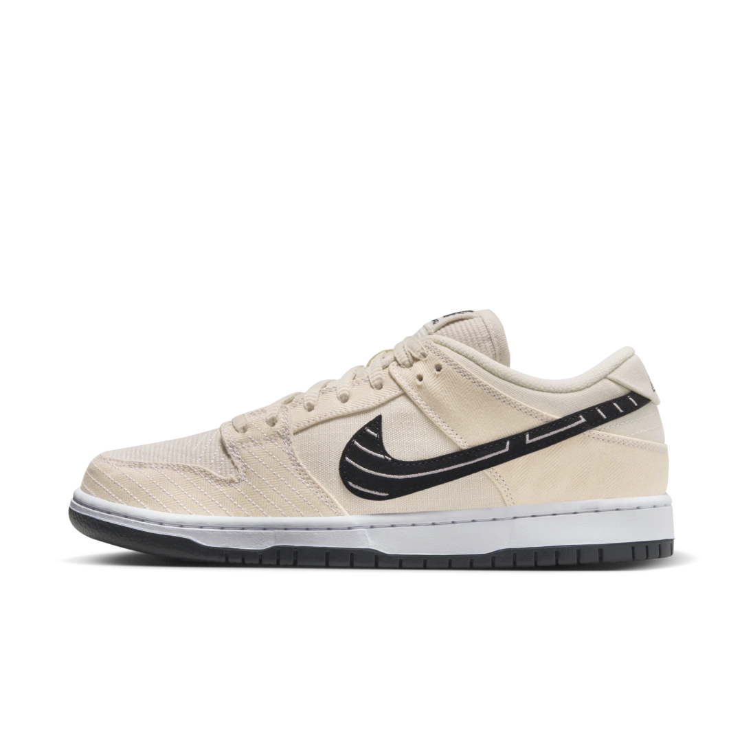 Albino & Pretro X Nike Sb Dunk Low F D2627 200 01