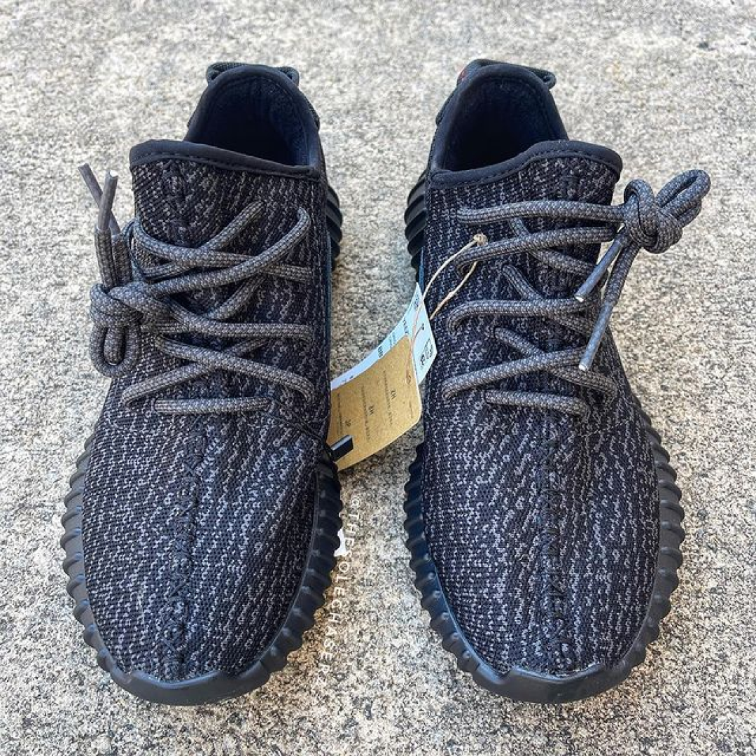 Yeezy 350 Pirate Black 2023