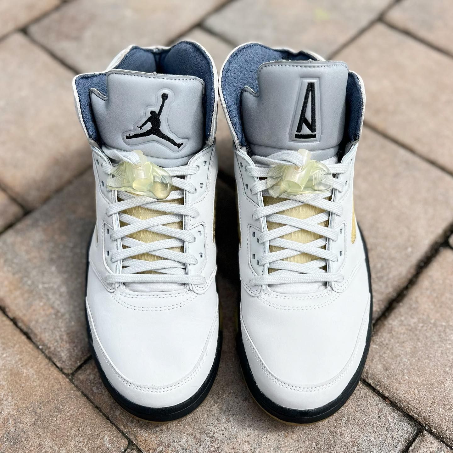 TheSiteSupply Images  A Ma Maniere x Air Jordan 5 WMNS Photon Dust