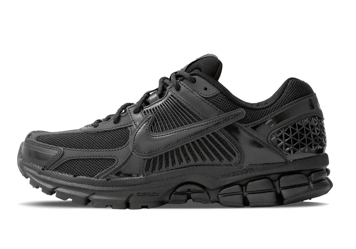 Dover Street Market Blacks Out The Nike Zoom Vomero 5