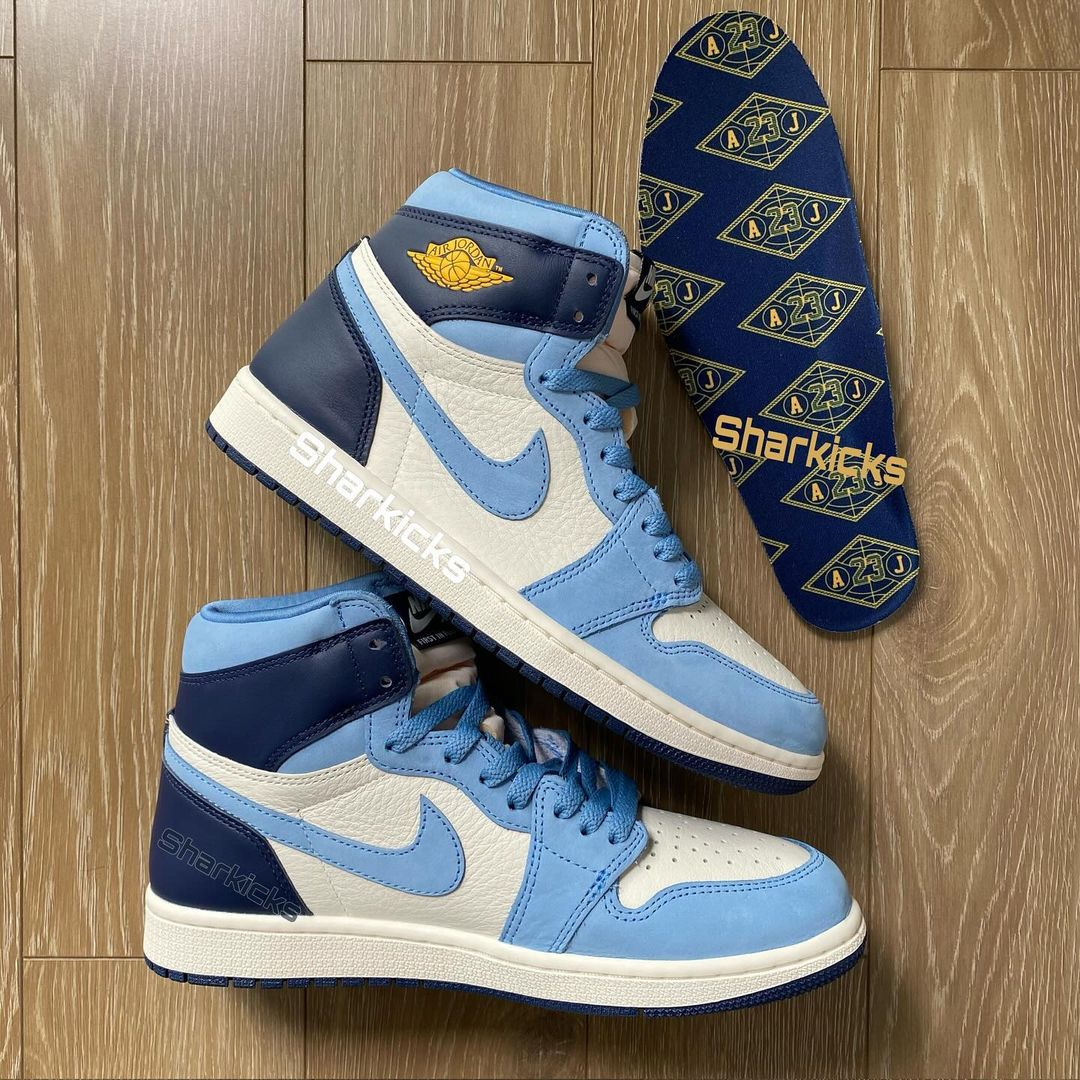 Air Jordan 1 High OG First In Flight W FD2596-400 Release Info