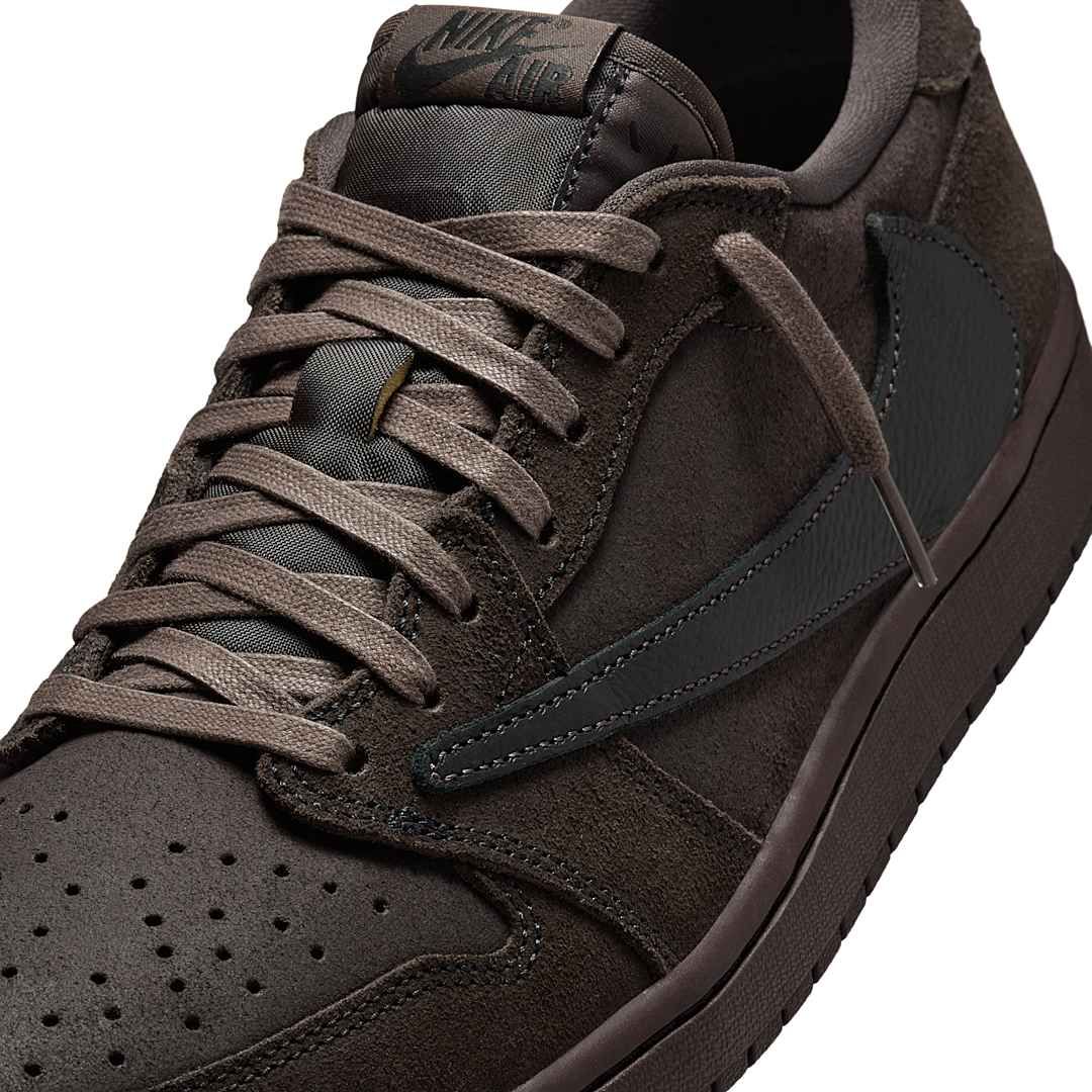 Travis Scott x Air Jordan 1 Low OG “Velvet Brown” DM7866-202