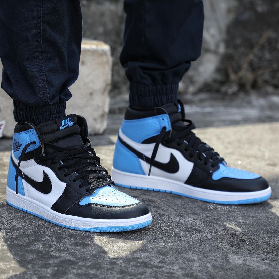 Air Jordan 1 High OG ‘UNC Toe’