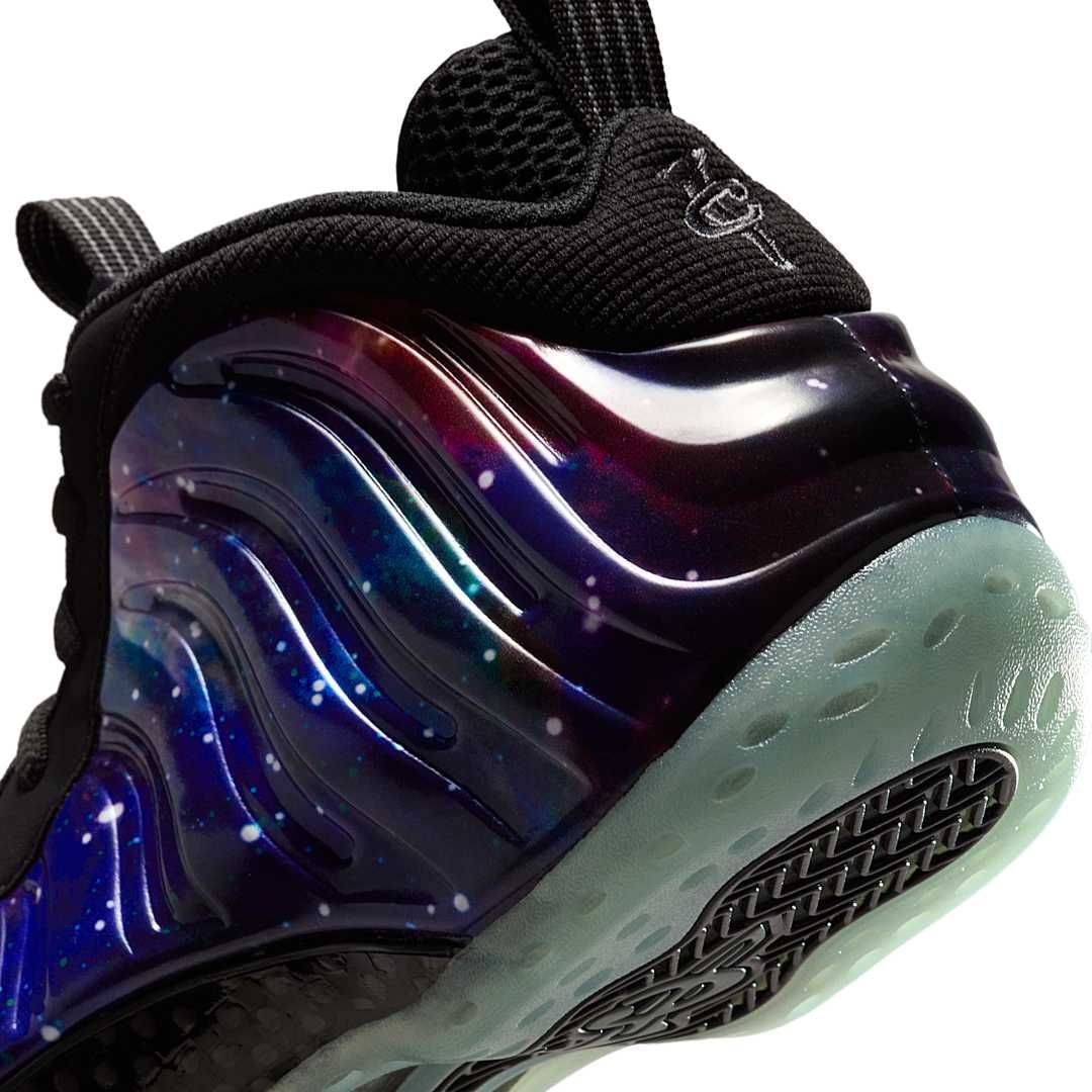 Nike Air Foamposite Galaxy FQ4303-400