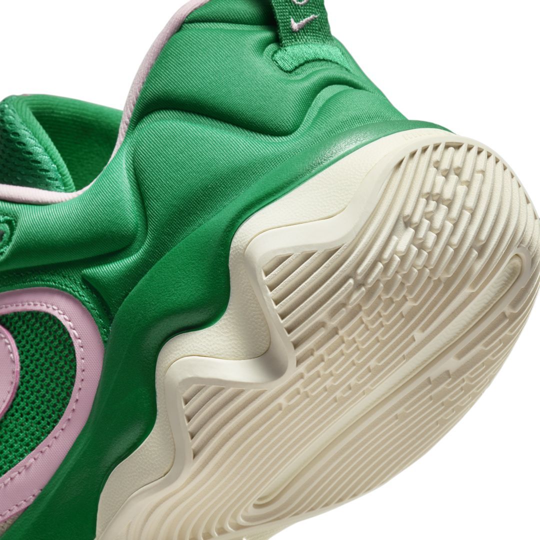 TheSiteSupply Images Nike Giannis Immortality 3 Pink/Green DZ7533-300 Release Info