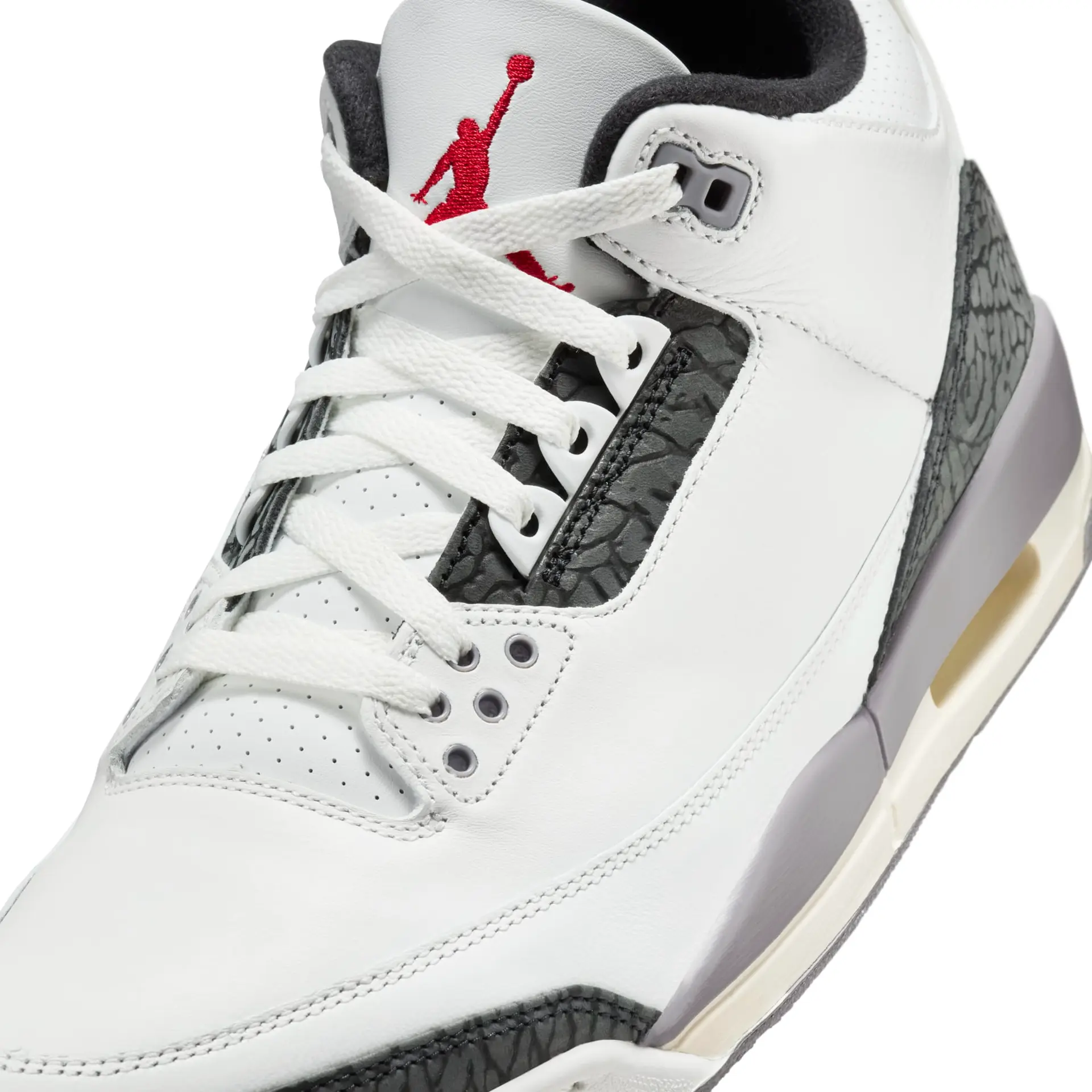 Air Jordan 3 Cement Grey CT8532-106