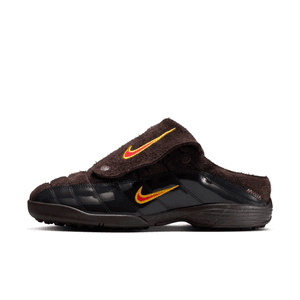 Kids of Immigrants x Nike Total 90 Mule Velvet Brown