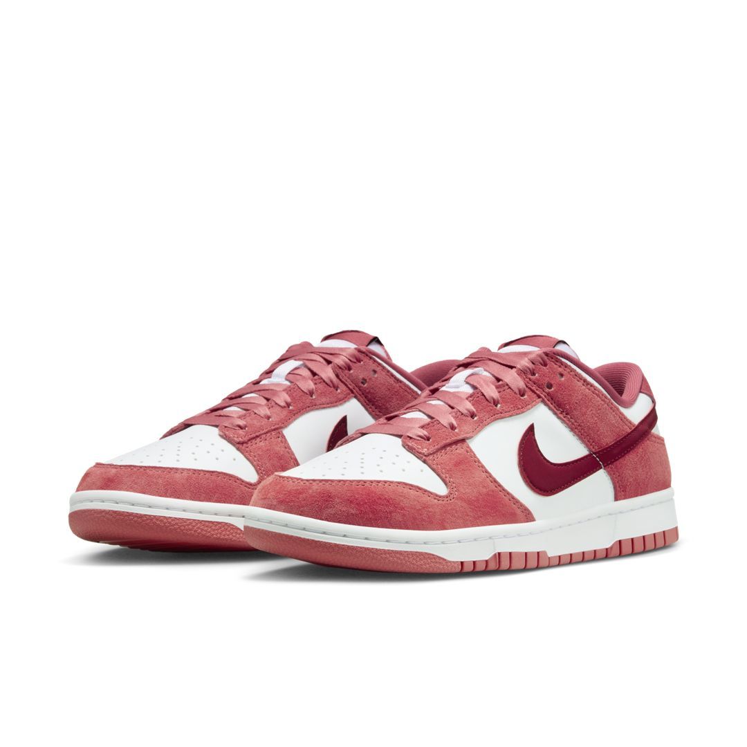 The Nike Dunk Low “Valentine’s Day” (W) Releases January 23rd ...