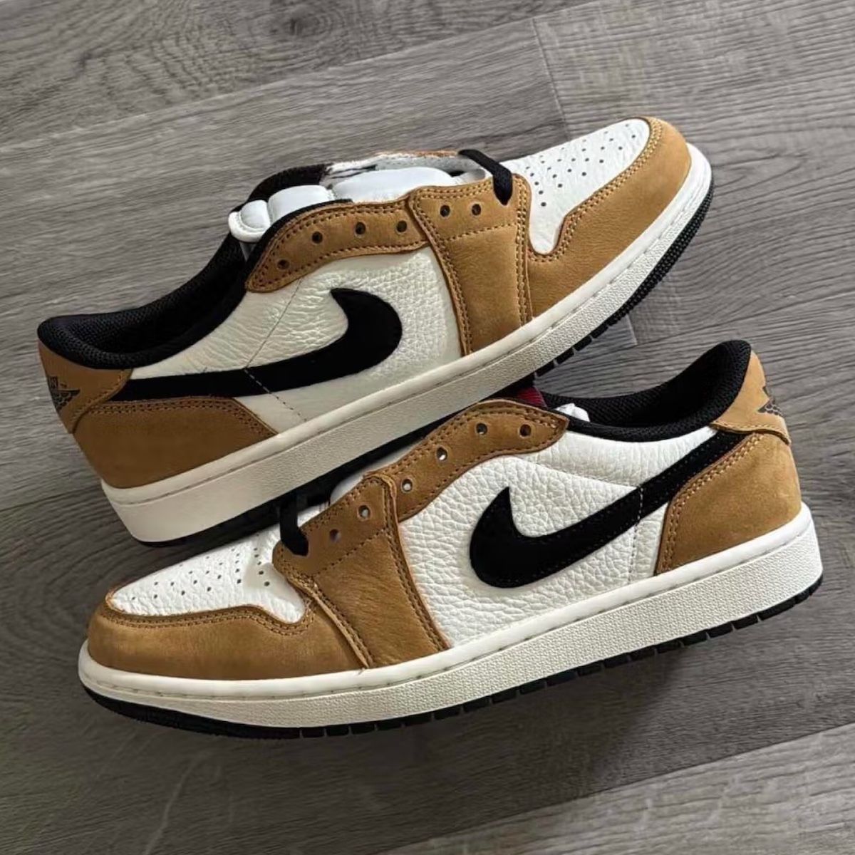 Air Jordan 1 Low OG “Rookie of the Year” CZ0790-107 Release Info 1