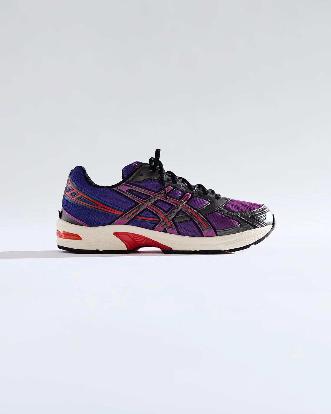 Kith x Marvel Super Villains x ASICS GT-2160 “Venom” Release Info