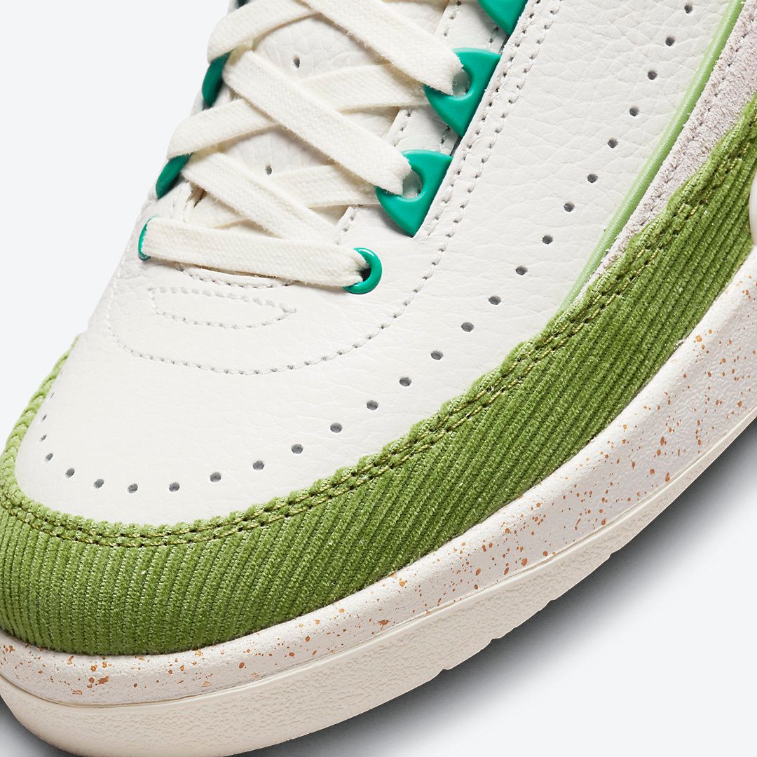 Titan Air Jordan 2 Low Wmns D V6206 183 07