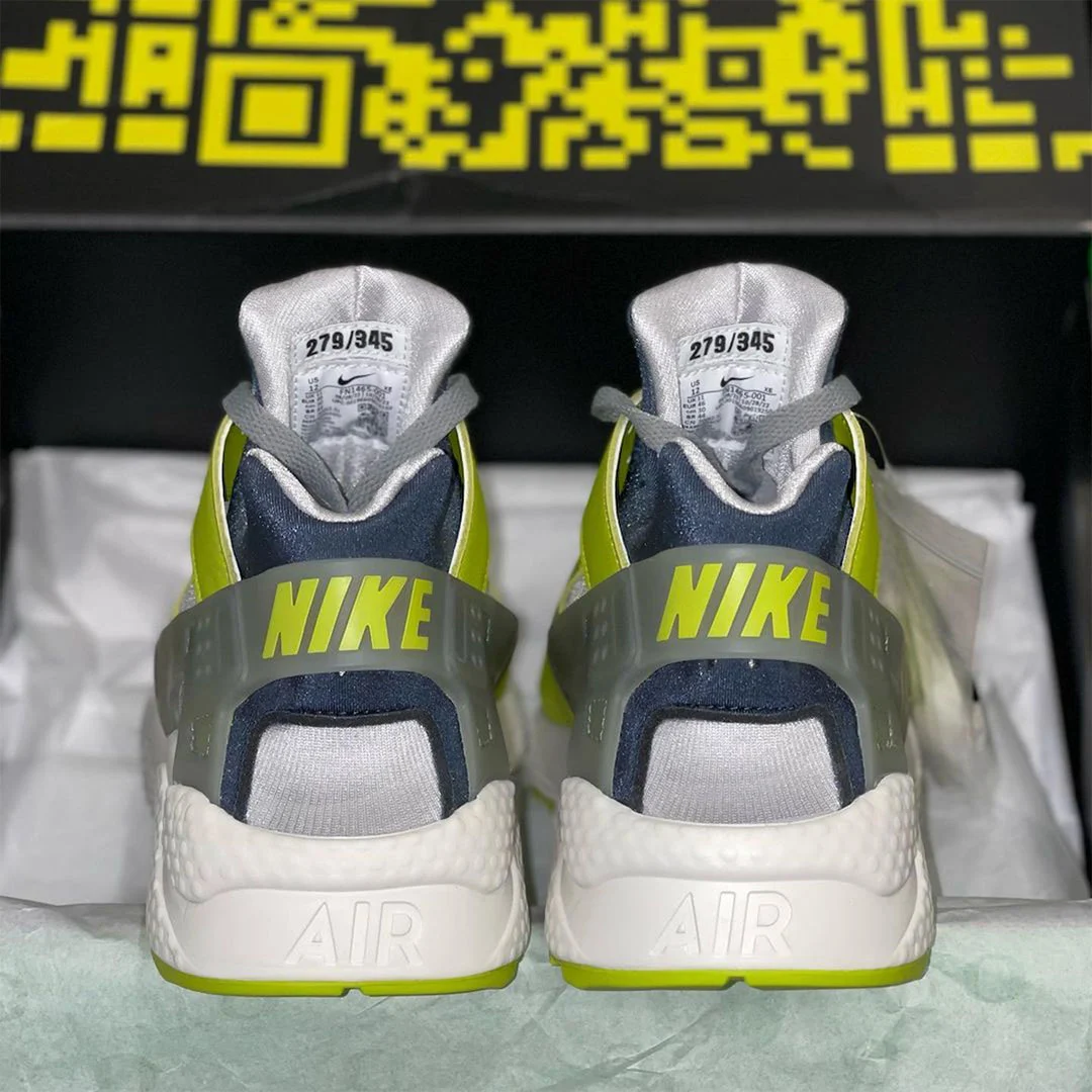 Nike Air Huarache Oregon Pe 05