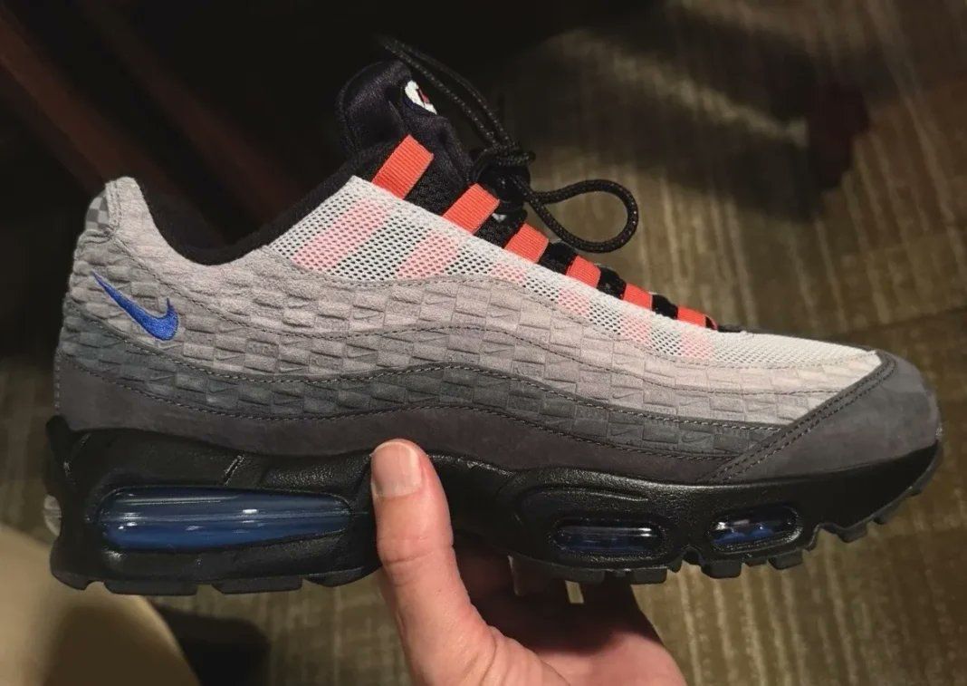 Kith x Nike Air Max 95 &ldquo;Knicks