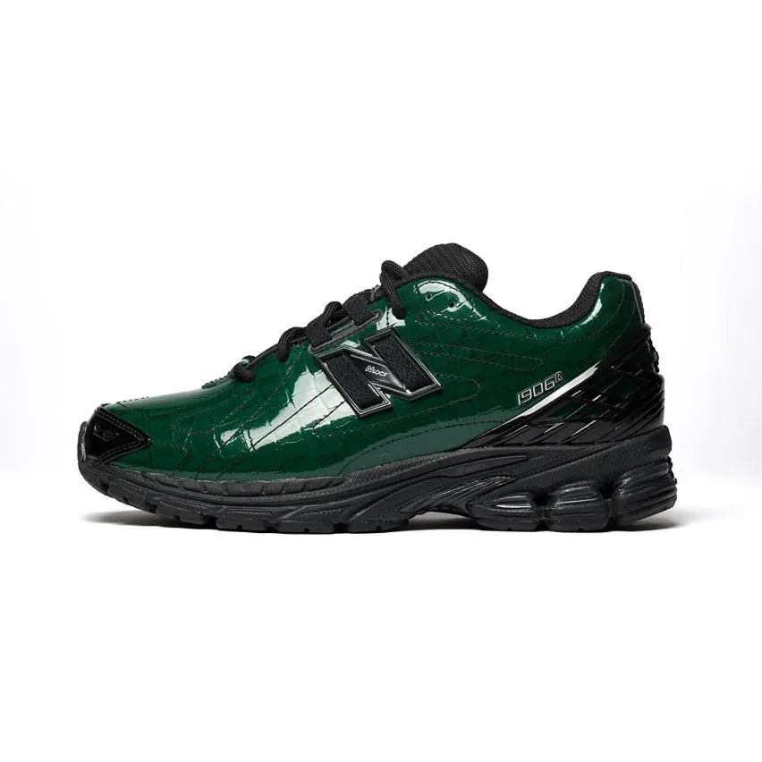 99ginger New Balance 1906r Friends Family 
