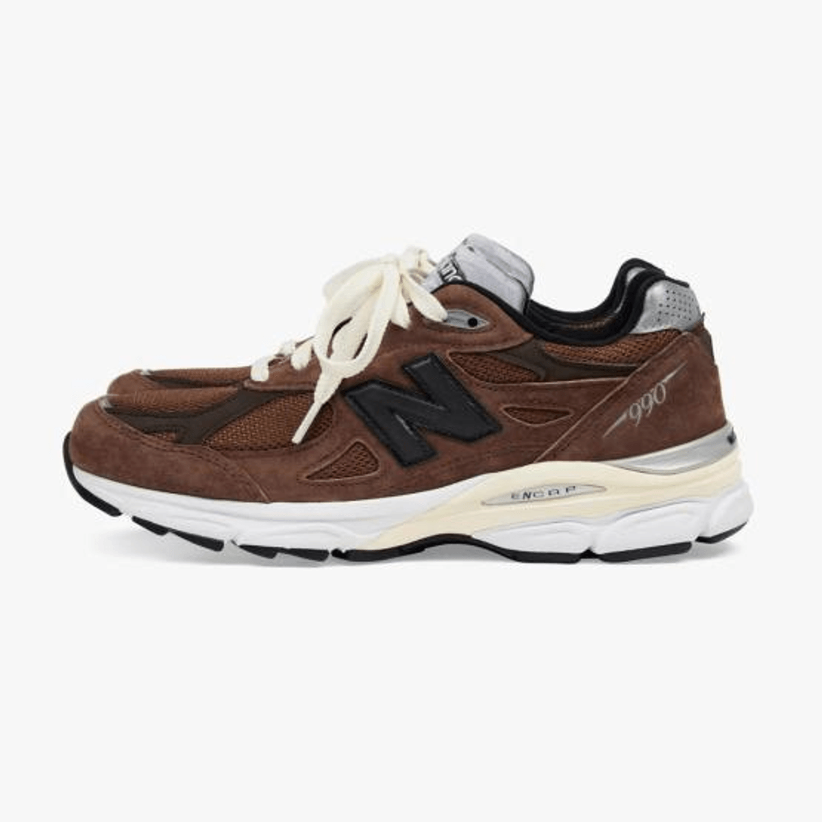 JJJJound New Balance 990v3 Montréal