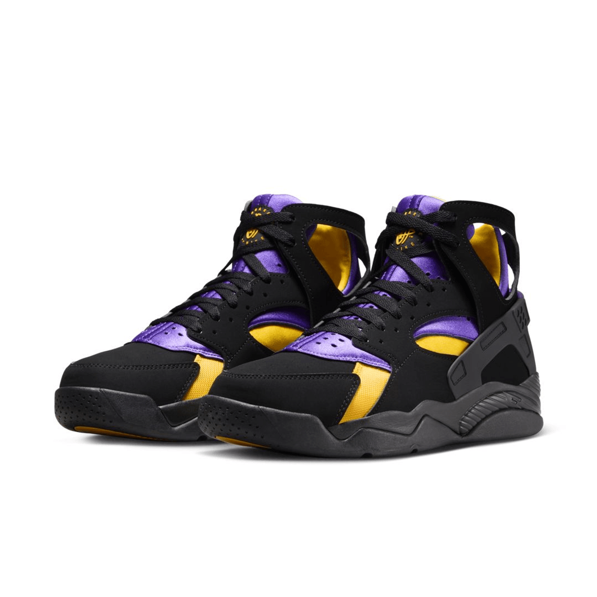 The Kobe Bryant Nike Air Huarache PE Is Finally Releasing