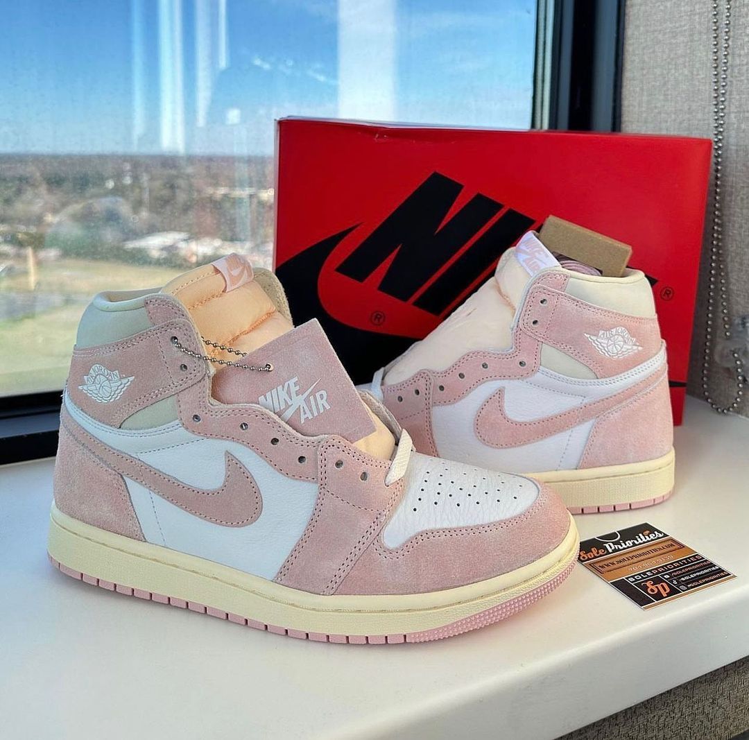 Air Jordan 1 Washed Pink