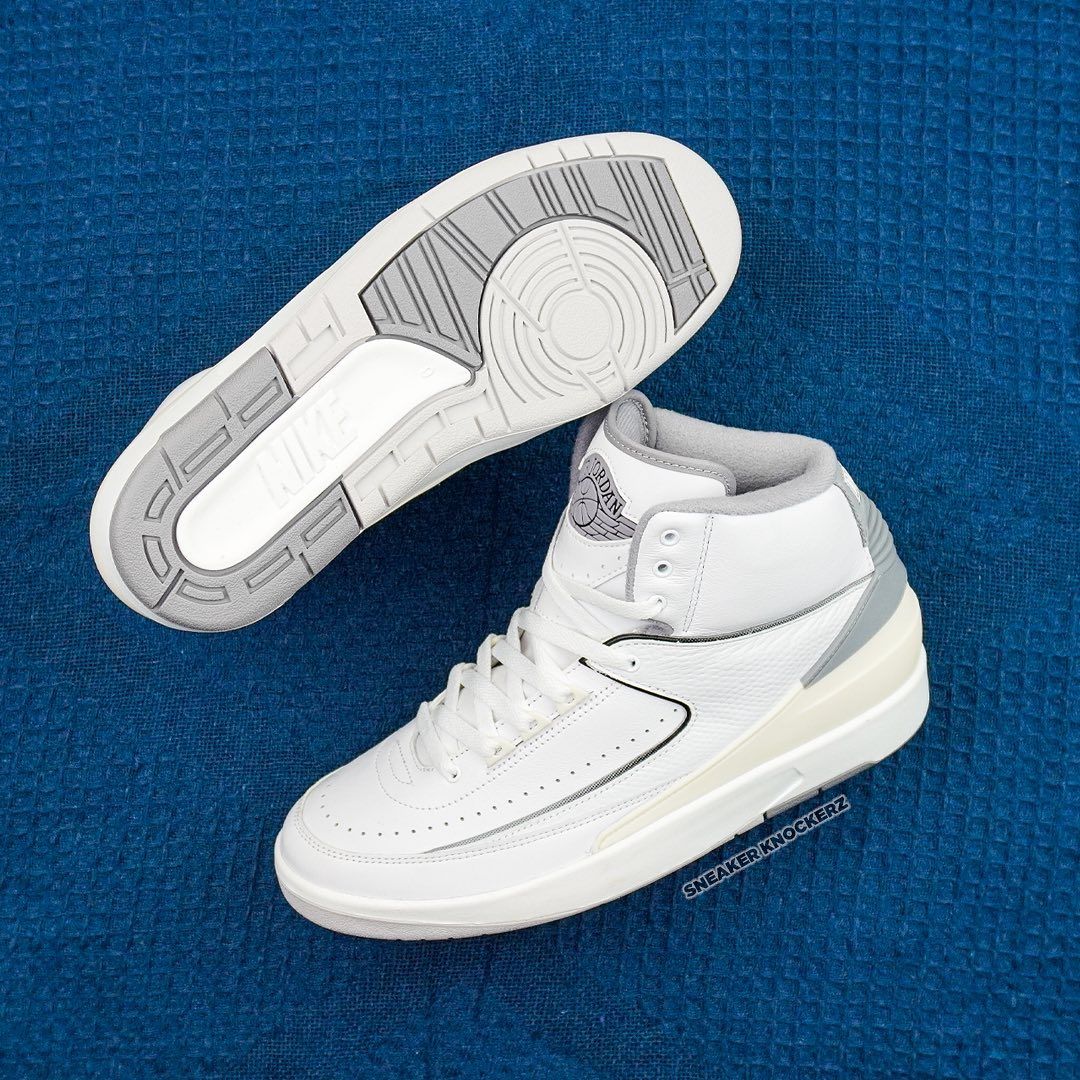 Air Jordan 2 Retro Neutral Grey