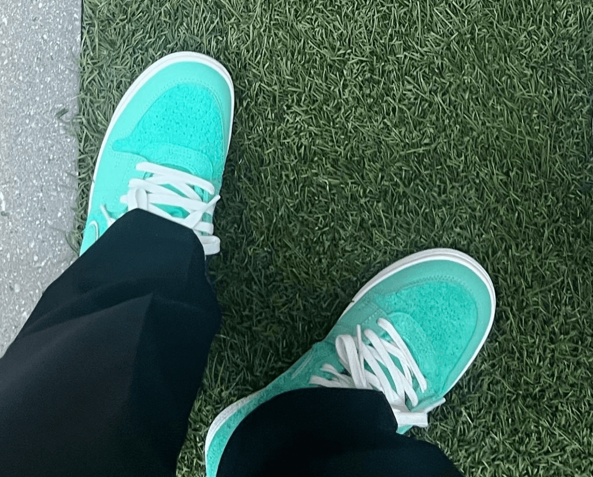 The Corporate x Jordan Air Ship "Light Menta" Releases This Month