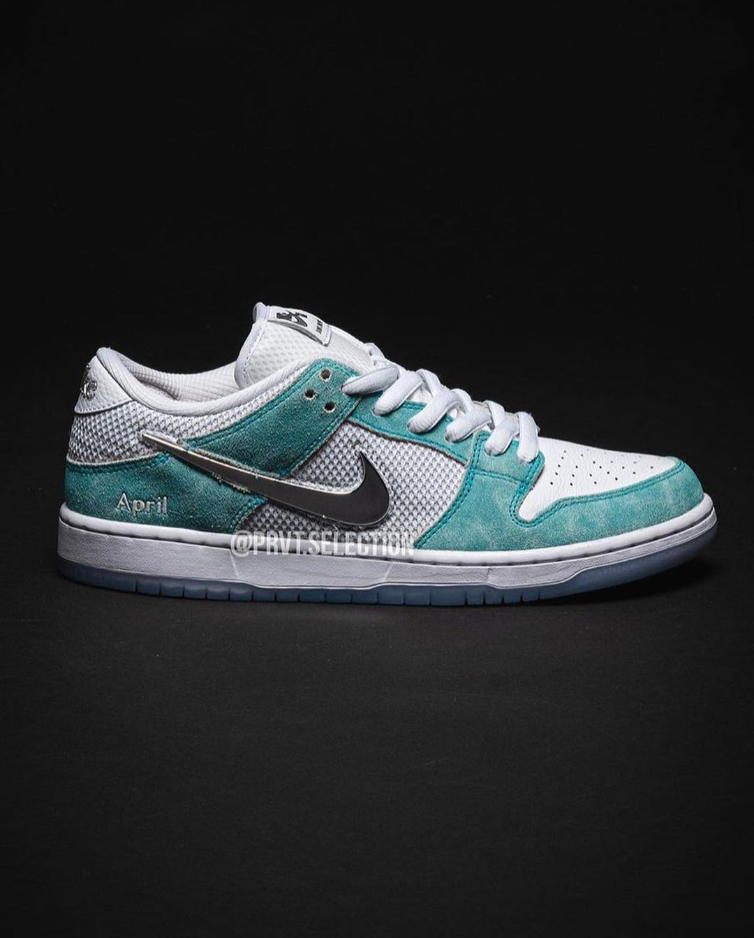 Skateboards X Nike Sb Dunk Low 3