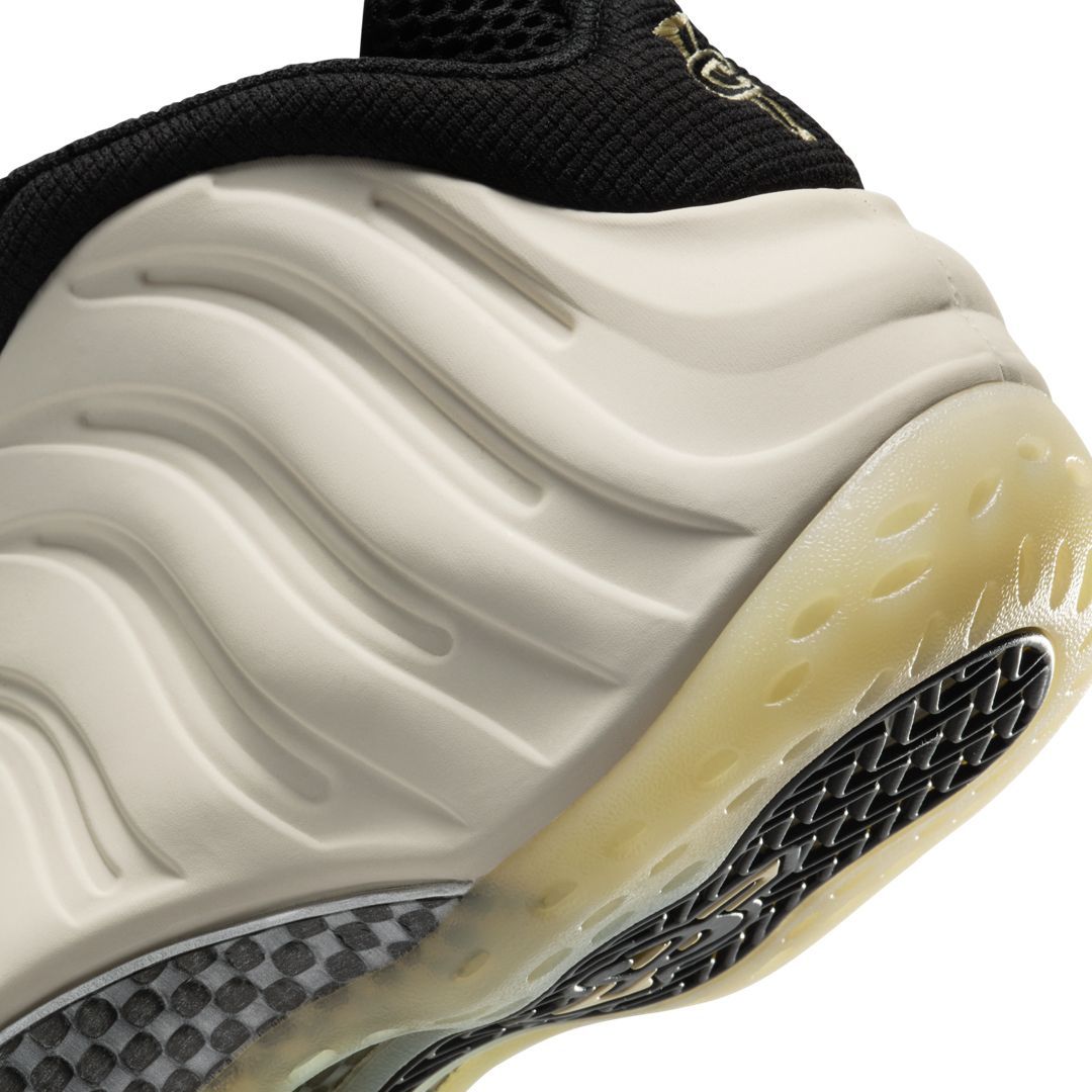 Nike AIr Foamposite one Team Gold  FD5855-002 Release Info