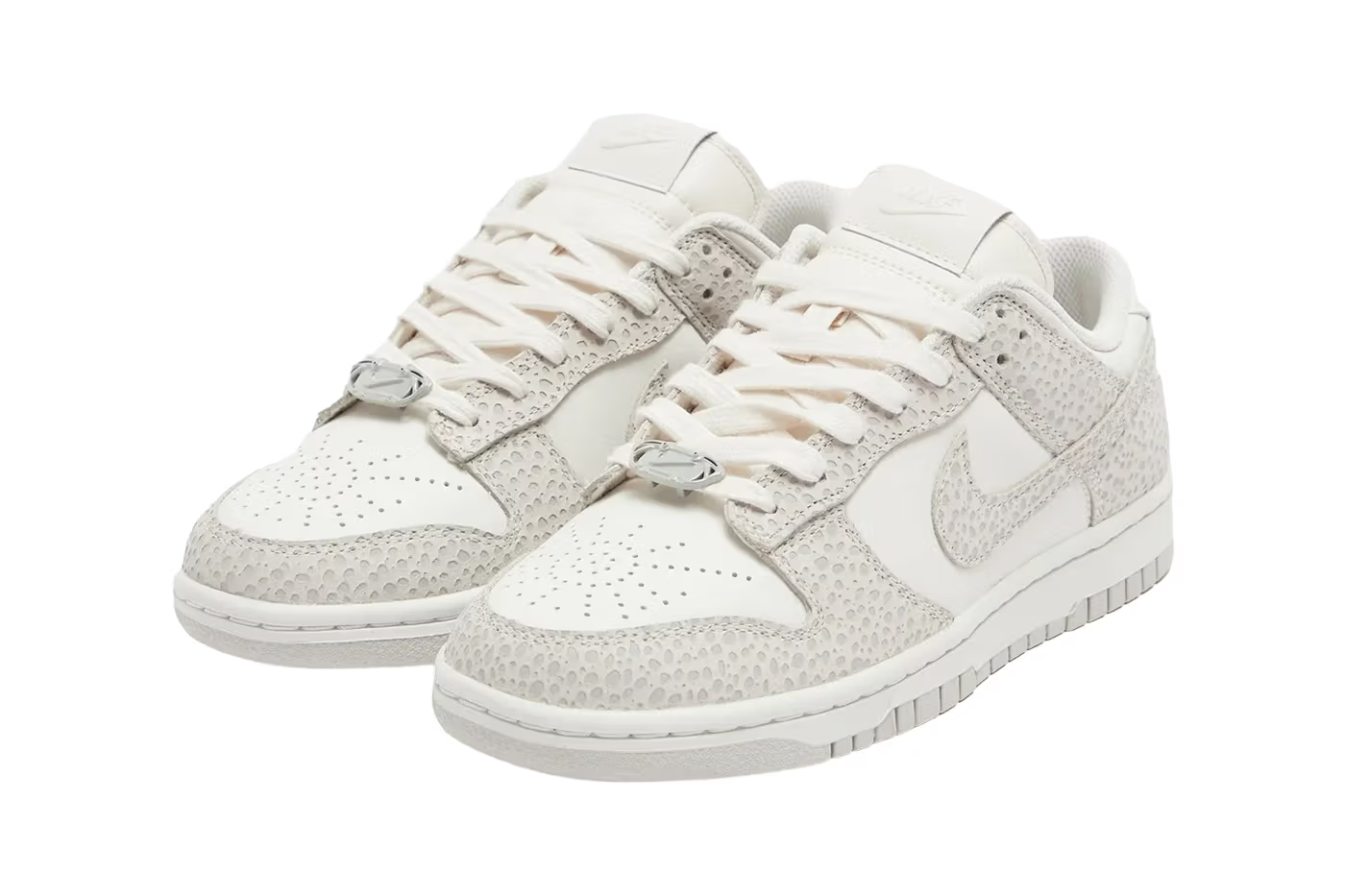 Nike Dunk Low Safari Phantom W FV6516-001 Release Info