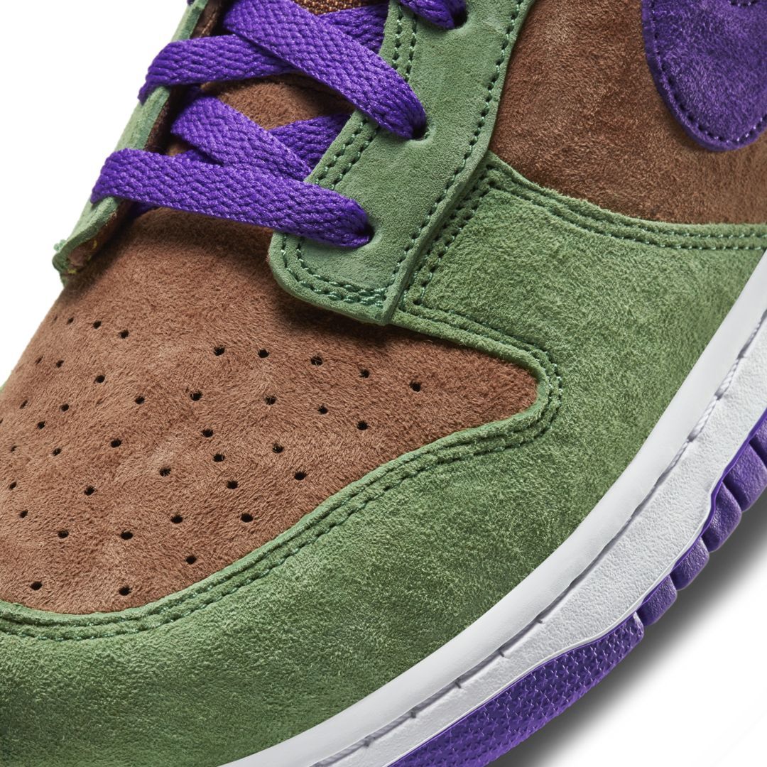 TheSiteSupply Images Nike Dunk Low Vaneer DA1469_200 Release Info