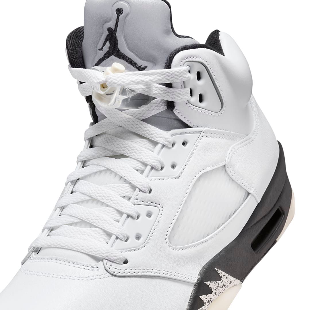 AJ5 WB4