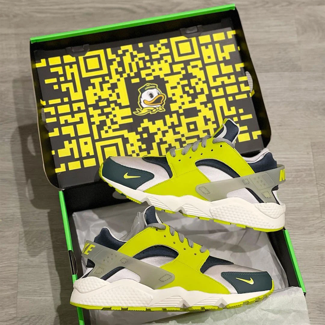 Nike Air Huarache Oregon Pe 02