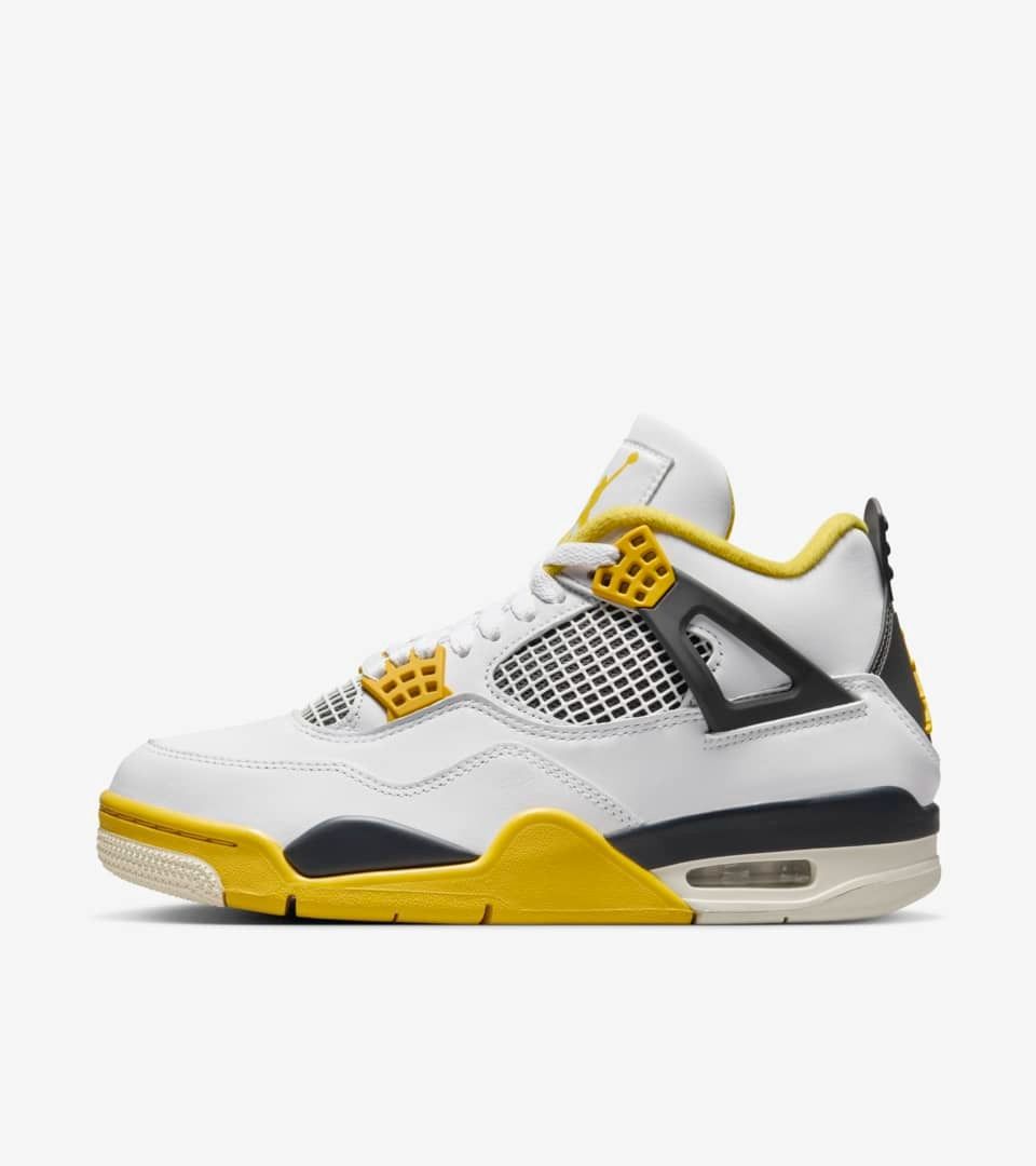 Air Jordan 4 “Vivid Sulfur”