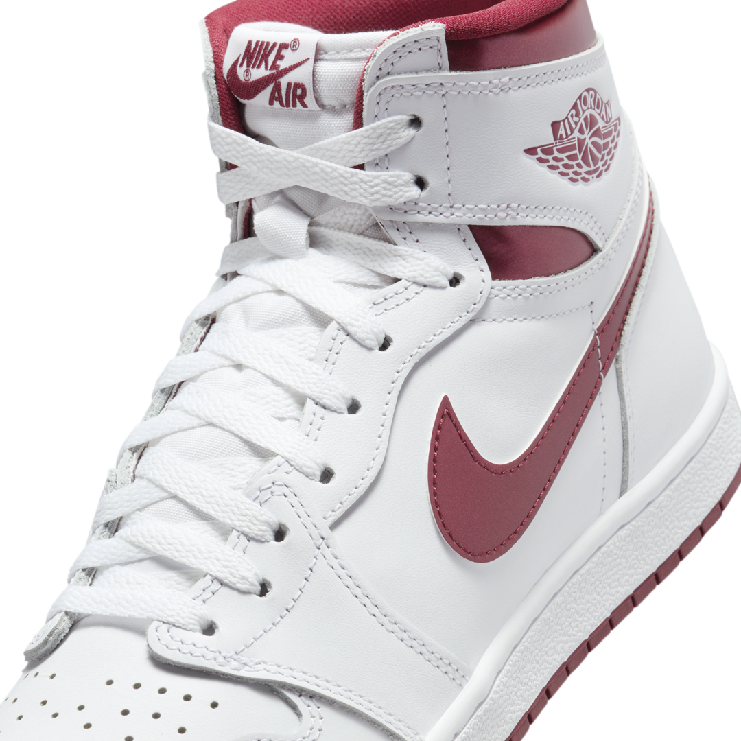 Air Jordan 1 High '85 Metallic Burgundy