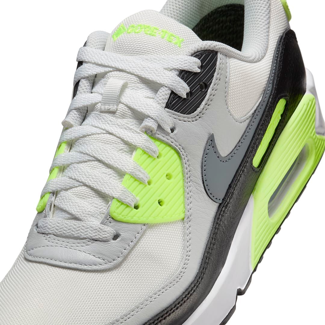 Nike Air Max 90 Gore-Tex Volt FD5810-102