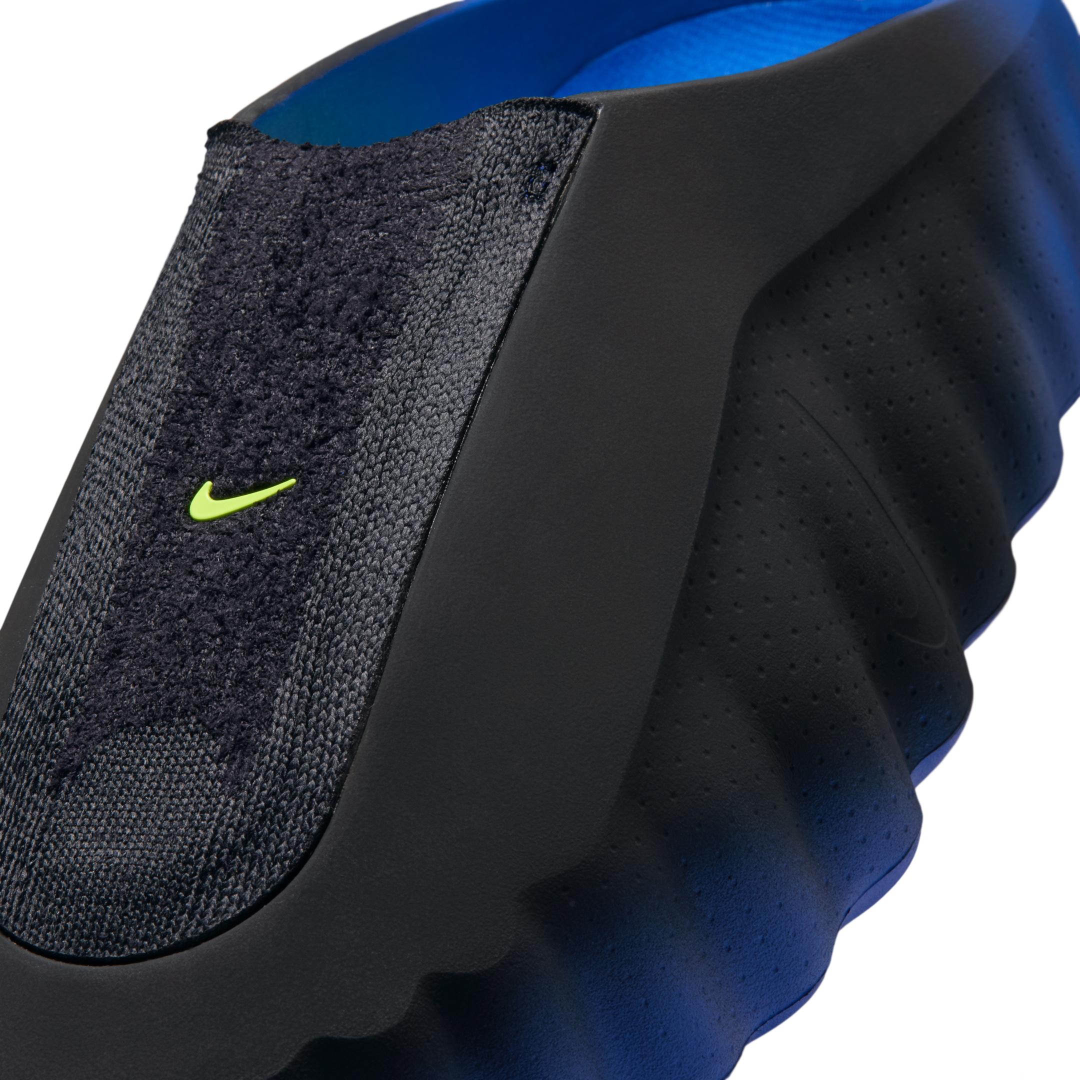 Nike Mind 001 Flyknit "Hyper Royal" Releases May 2026