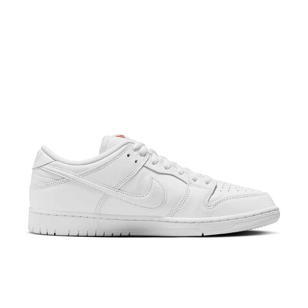 nIke sb dunk low pro triple white FJ1674-100 Release info