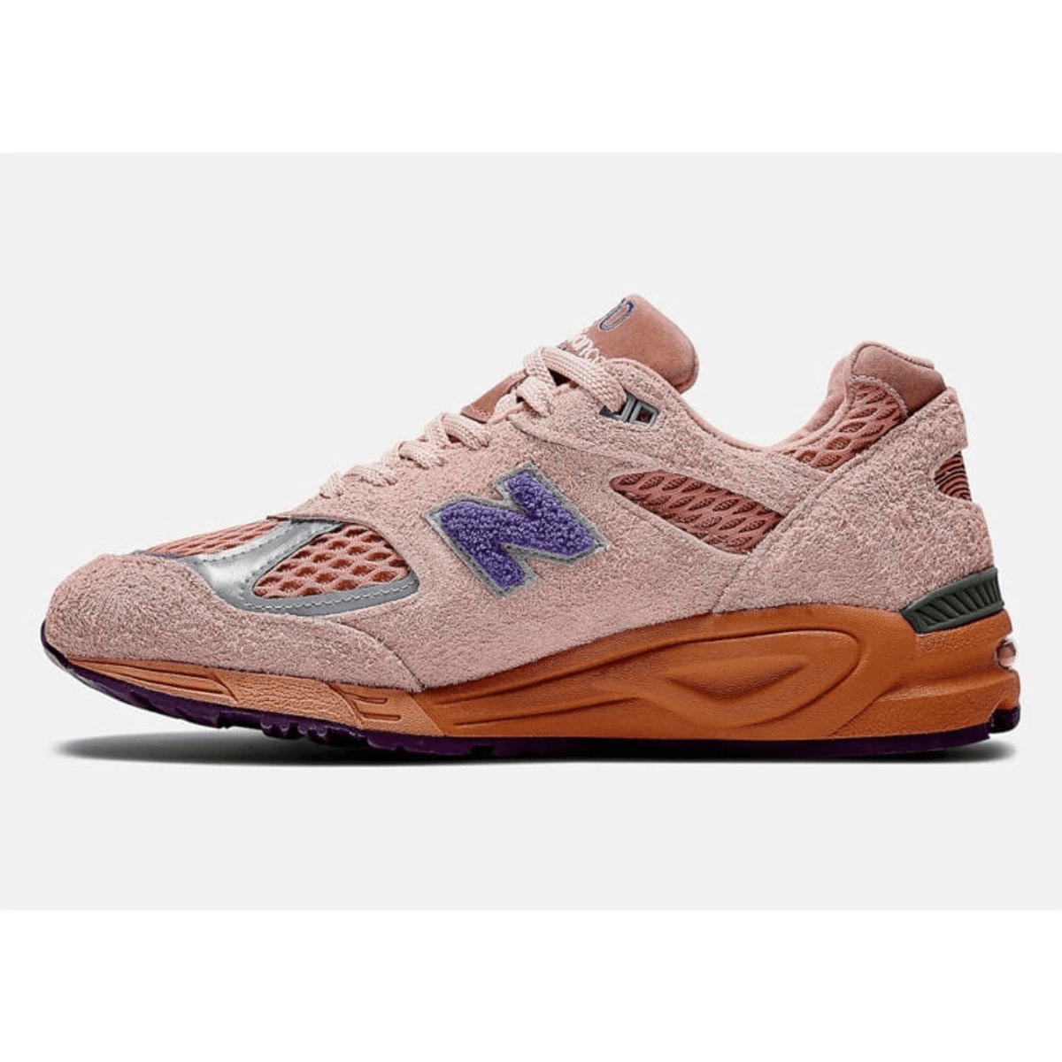 Salehe Bembury x New Balance 990v2 “Sand Be The Time”