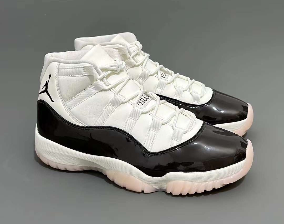 Air Jordan 11 Neapolitan AR0715-101