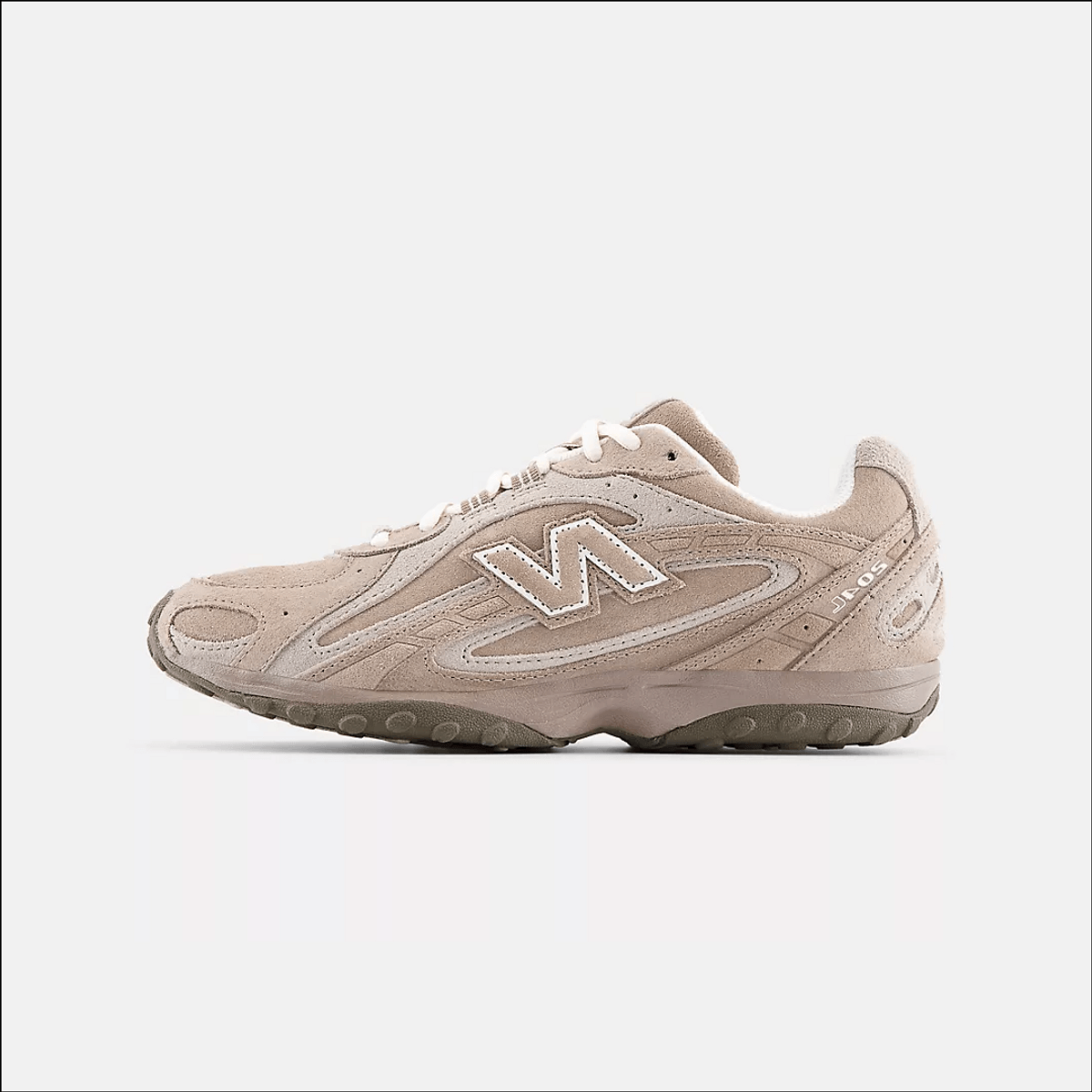 New Balance 204L Brown