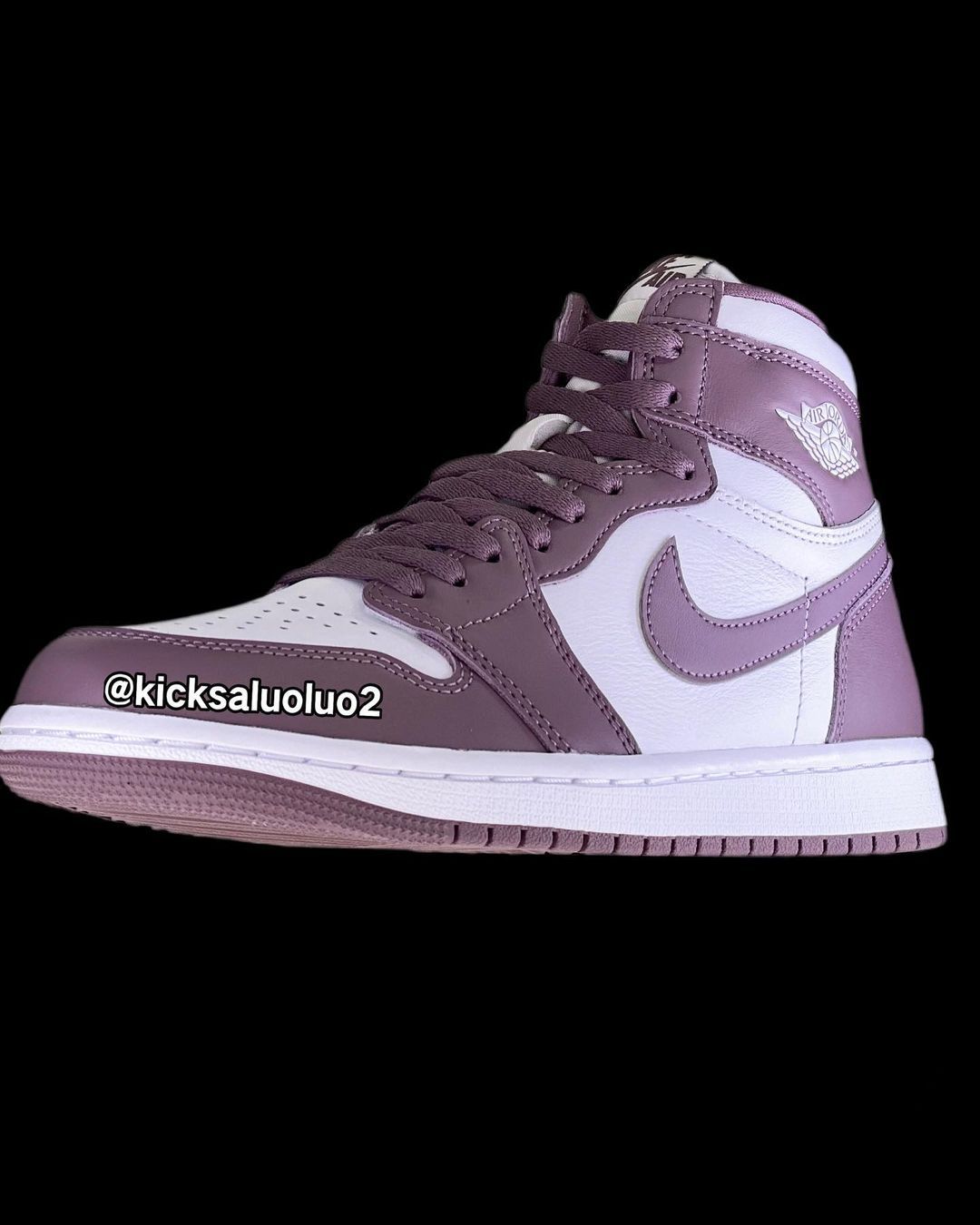 Air Jordan 1 High OG Sky J Mauve