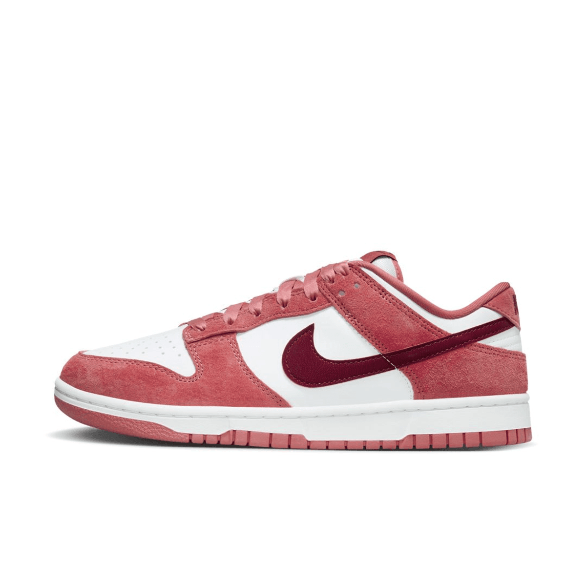 The Nike Dunk Low “Valentine’s Day” (W) Releases January 23rd