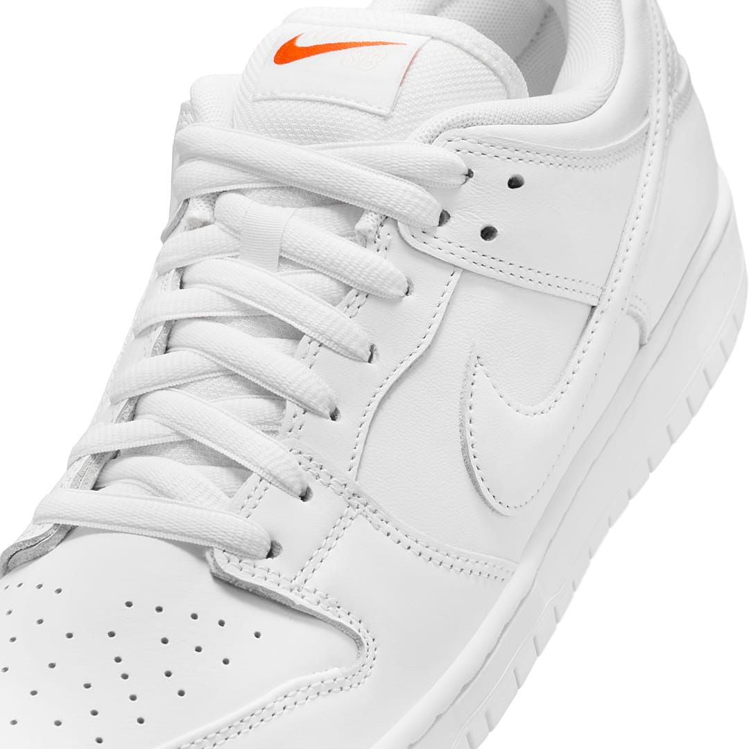 nIke sb dunk low pro triple white FJ1674-100 Release info