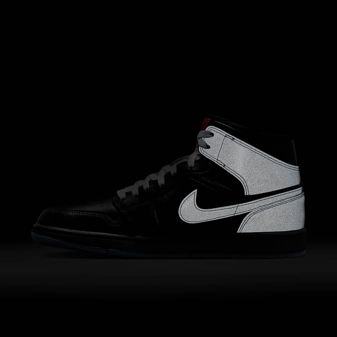 Air Jordan 1 Mid “Black Metallic Reimagined” HV5177-010 Release Info 2