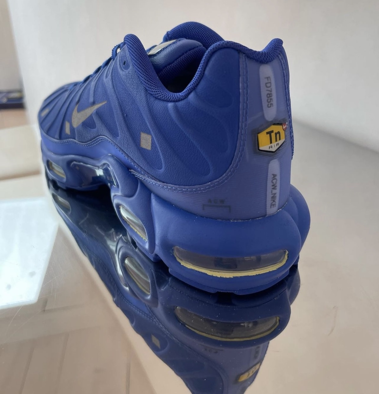 A Cold Wall  X Nike Air Max Plus  House Blue  F D7855 400 04