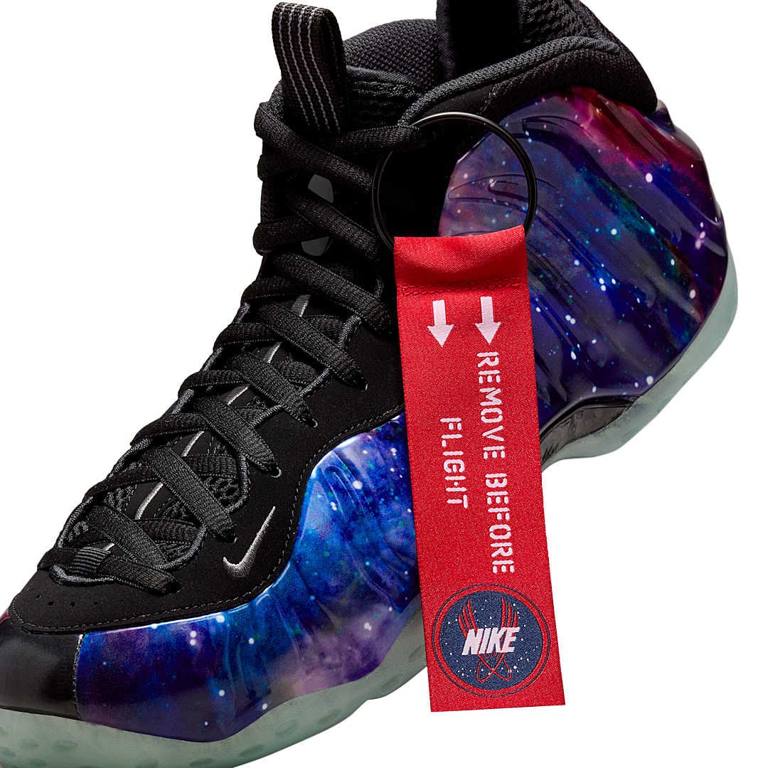 Nike Air Foamposite Galaxy FQ4303-400